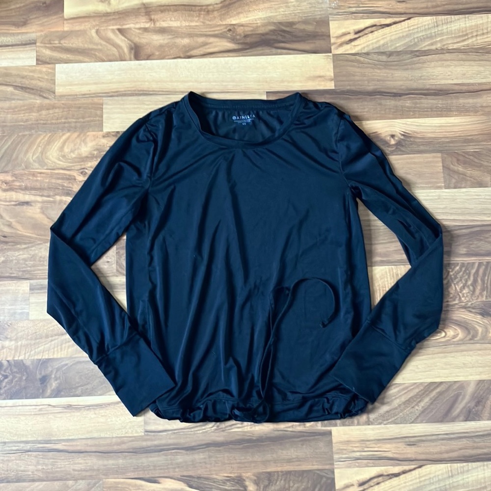 Athleta Women’s Long Sleeve Black Shirt with Cinch at Bottom, Size XS